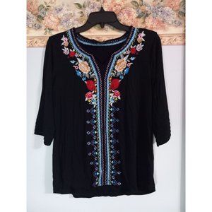 LIV Los Angeles Medium Black Floral Embroidered Boho Flowy Casual Top